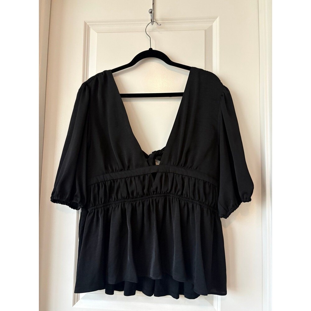 Dolan Left Coast Collection Black Deep V-Neck Peplum Top - Large